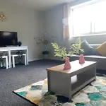 Cosy Private Two Bedroom Apartament In Kensinghton Can Fit Up To 8 Guests